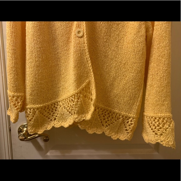 FIA Italia lightweight sweater tank top & cardigan - Picture 5 of 16